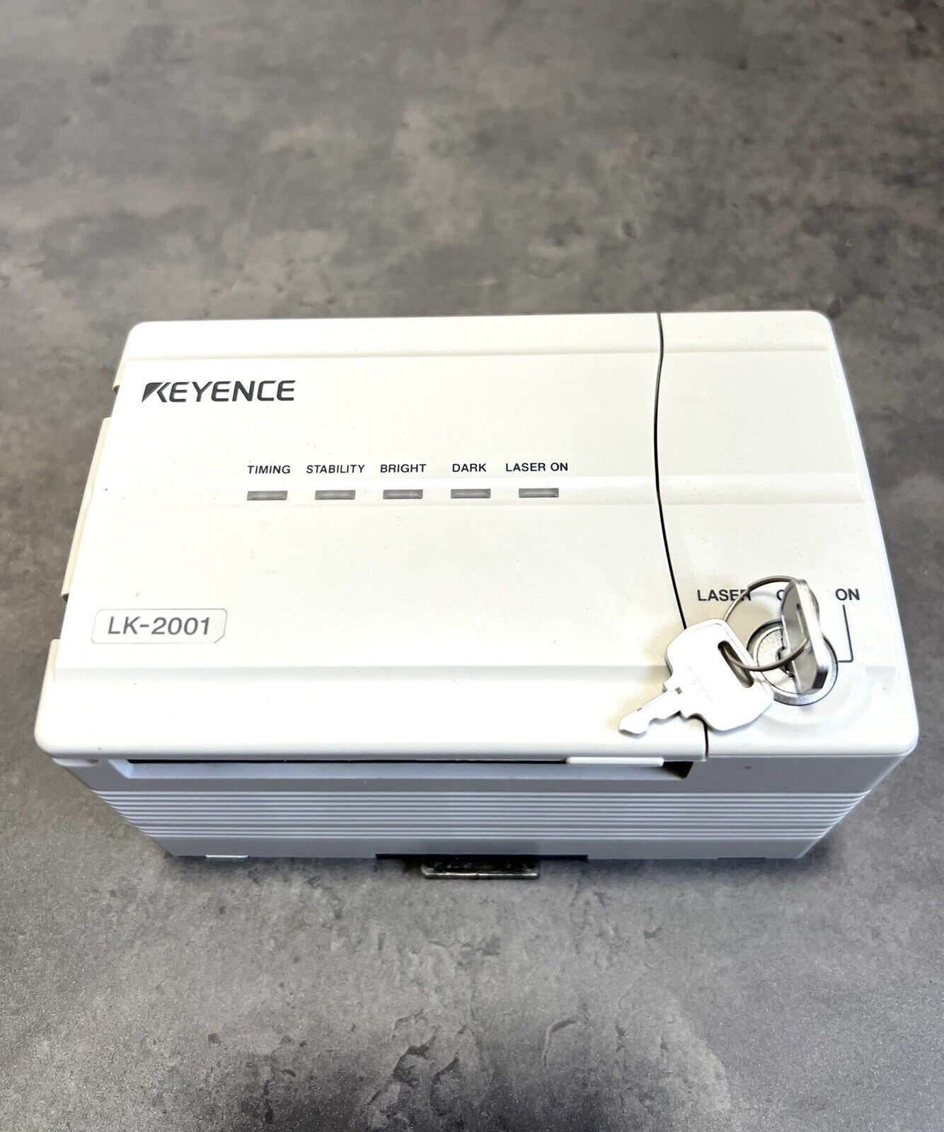 1x Keyence LK-2001 Laser Verdränger Sensor CCD-Laser-Wegsystem