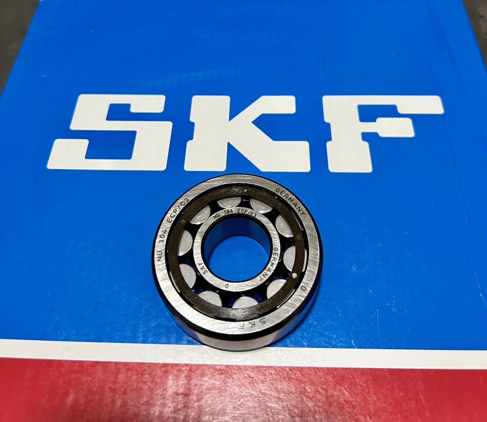 1x SKF NU304 ECP/C3 Zylinderrollenlager 20x52x15 mm Kugellager